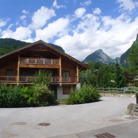 Lumineux Avec Terrasse, Parking Et Lave-vaisselle, A 2 Pas Du Centre De - Fr-1-629-48 * Samoëns
